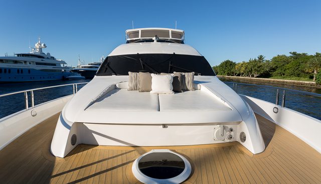 Helios Yacht 4