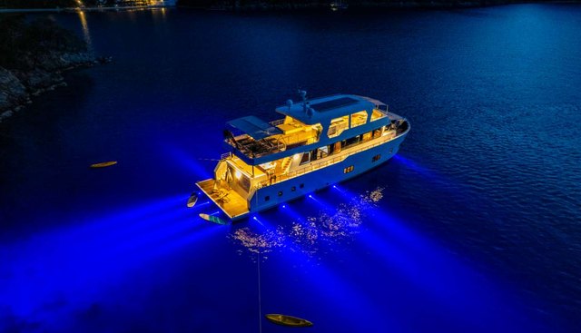 Lila Yacht 5