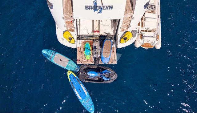 Brooklyn Yacht 4