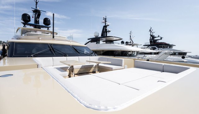 Rilassata Yacht 2