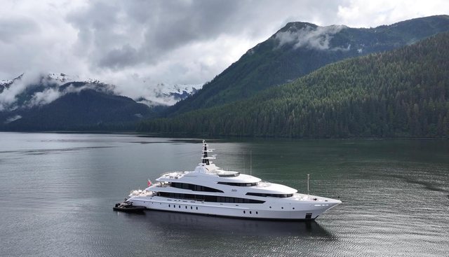Ludzie Yacht 5