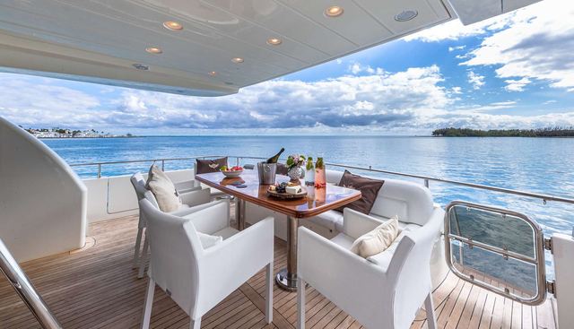 Salt Shaker Yacht 4