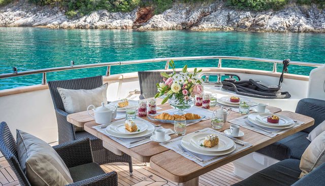 Jantar Yacht 3