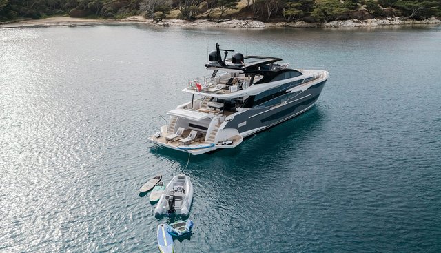 Lady B II Yacht 5