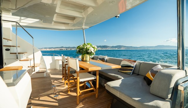 Omnia Yacht 4