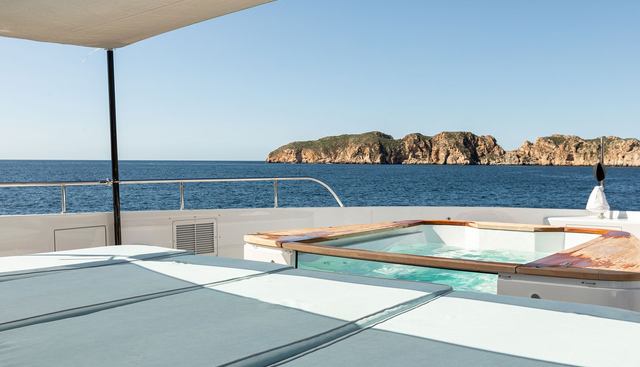 PH2 Yacht 2