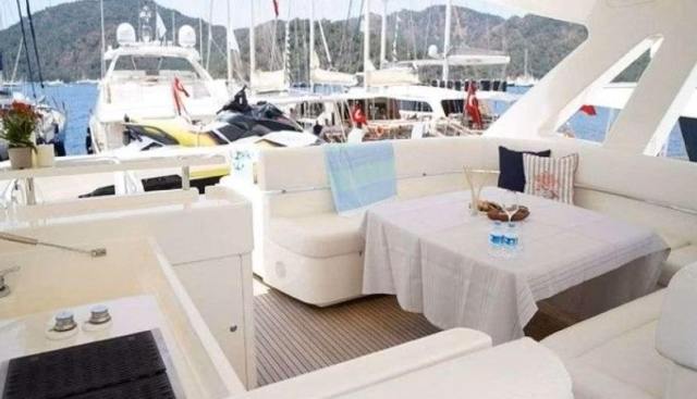 Reine Des Coeurs Yacht 3