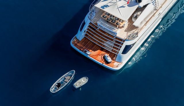 Goldfinger Yacht 5
