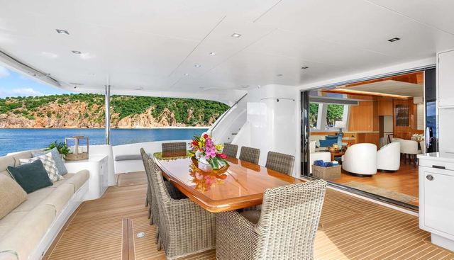 SeaGlass Yacht 4