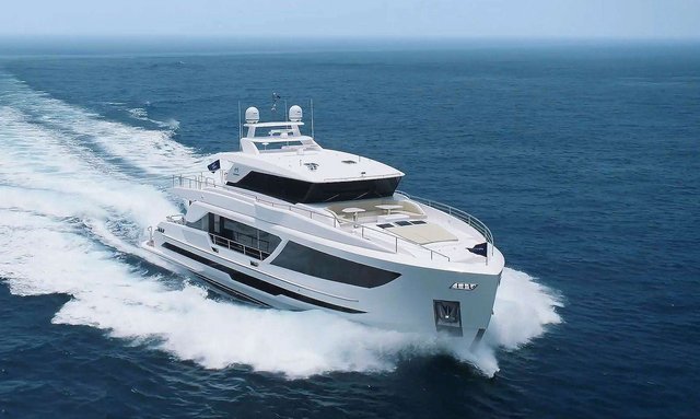 New motor yacht Aqua Life joins Caribbean charter fleet