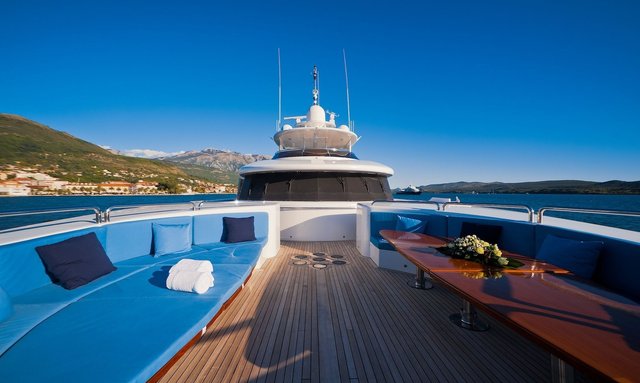 M/Y SPIRIT Reduces Rate For Australia Charter Vacations