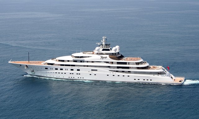 Leonardo DiCaprio Throws Private Party on Superyacht TOPAZ 
