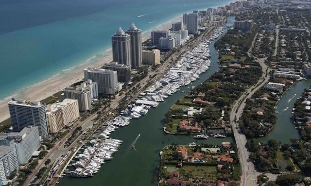 Yachts Attending the Miami Yacht Show