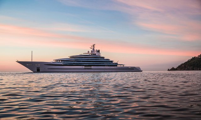 Oceanco M/Y JUBILEE triumphs at ISS Awards at FLIBS 2018