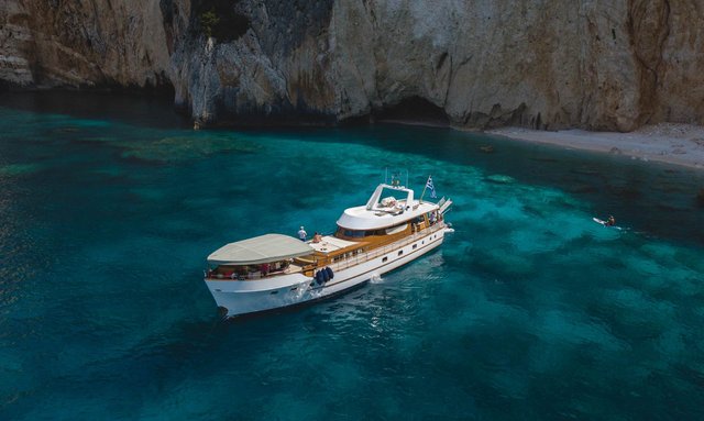 Classic yacht AMANDA available for Greece yacht charters