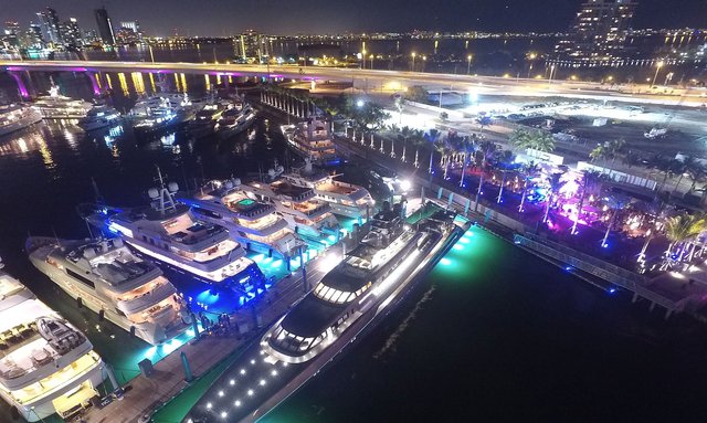 Miami’s New Superyacht Marina Opens Outdoor Lounge