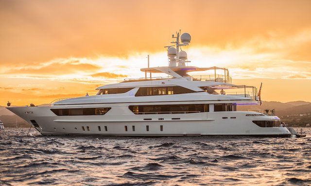 Charter Luxury Yacht SCORPION for Less in Ibiza