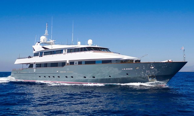 Yacht rental BELLA STELLA offers 20% discount for September Greece yacht charters