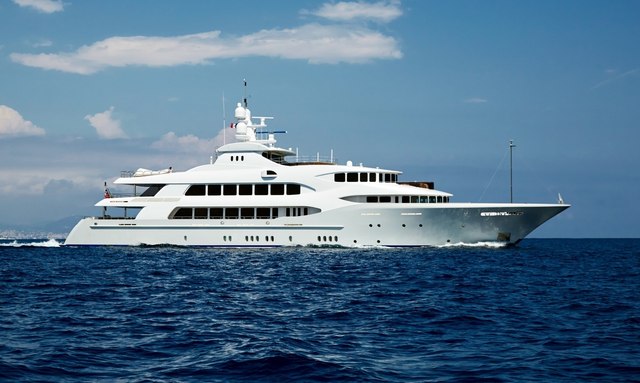 M/Y 'Mia Elise' Appearing At Palm Beach Boat Show