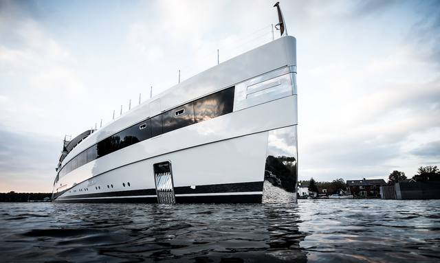 New 93m Feadship M/Y 'Lady S' launched over the weekend