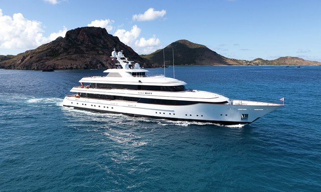 Feadship's Lady Britt Available For Festive Charters