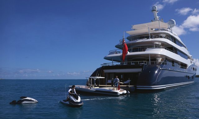 M/Y AMARYLLIS Reveals Christmas Availability