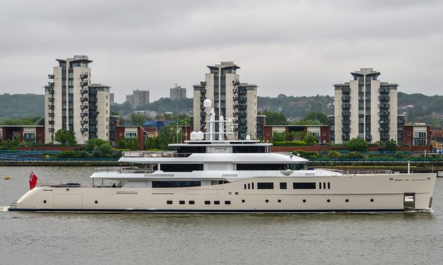 Charter Yacht ‘Grace E’ Wows Crowds In London