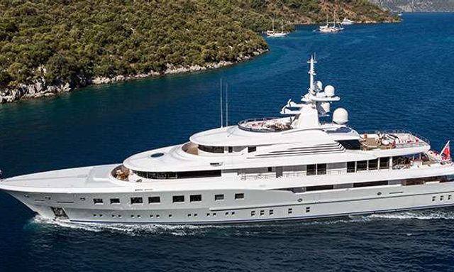 New Video of 73m AXIOMA