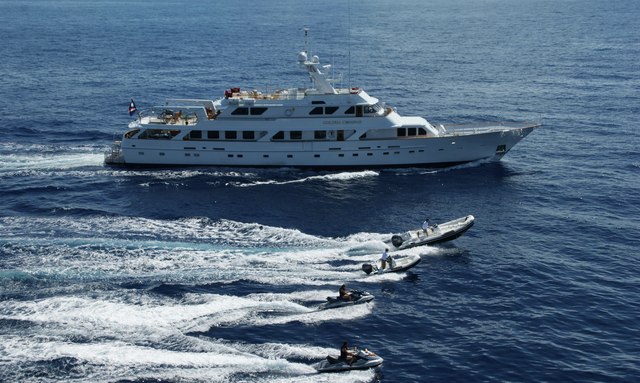 GOLDEN COMPASS Yacht for Charter in the Caribbean