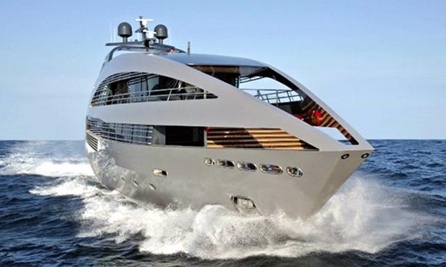 October deal: M/Y Ocean Emerald offers 15% off luxury yacht charters in Thailand.