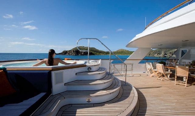 Motor Yacht AUDACIA Available in the Caribbean this Winter