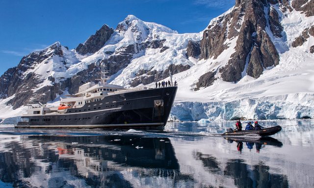 Explorer yacht LEGEND offers incredible Arctic skiing experience with Olympic gold medallist
