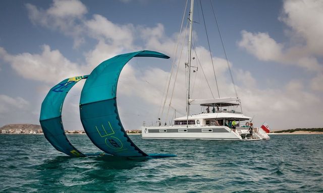 Discover Tahiti on board S/Y ‘Ocean View’ 