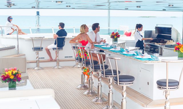 Discover Belize aboard M/Y ‘Remember When’ this Christmas 