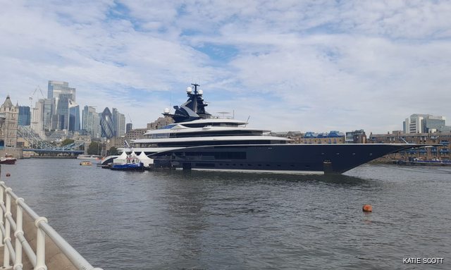NFL Jacksonville Jaguars and KISMET return to London: Iconic 122M Superyacht Charter Marks Her Third Visit to the English Capital