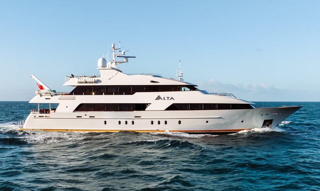Charter yacht ALTA announces limited Christmas availability in the British Virgin Islands