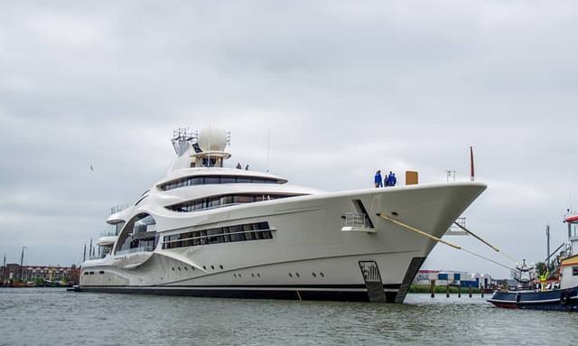 Largest Feadship launched: 110m ‘Feadship 1007’ hits the water