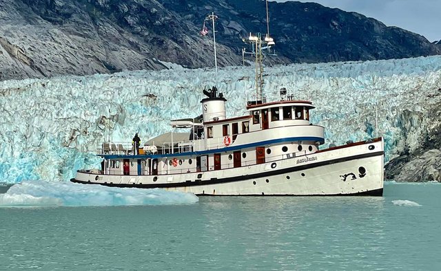Sacajawea Yacht Charter in Alaska
