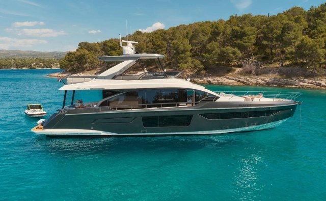 Pangea Yacht Charter in Šolta