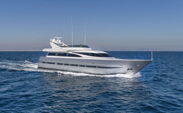 Andilis yacht charter CNL - Cantieri Navali Lavagna Motor Yacht