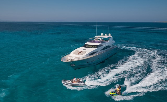 Kiawah II yacht charter Astondoa Motor Yacht
                        