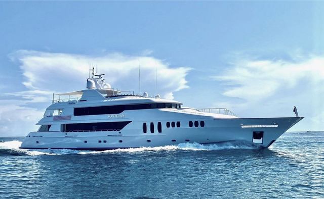 Sonician Yacht Charter in Bahamas