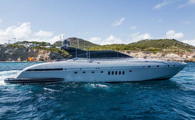 Drift yacht charter Mangusta Motor Yacht