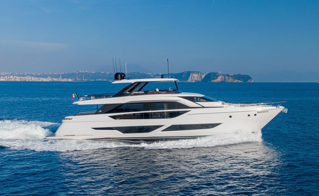 Vittoria Yacht Charter in Capri