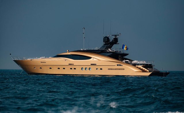 AK Royalty yacht charter Palmer Johnson Motor Yacht
                        