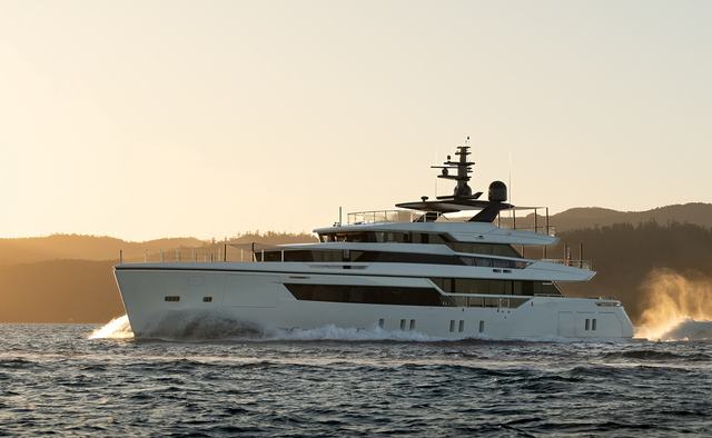 AIX Yacht Charter in Sydney