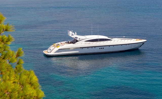 Cosmos I Yacht Charter in Greece