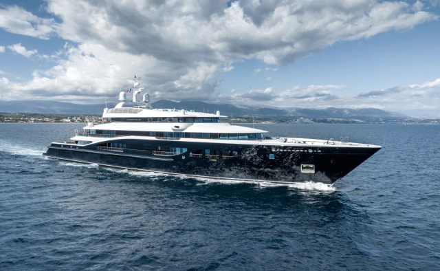 Carinthia VII Yacht Charter in West Coast Italy