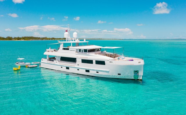 Curfew II yacht charter Mengi Yay Motor Yacht
                        
