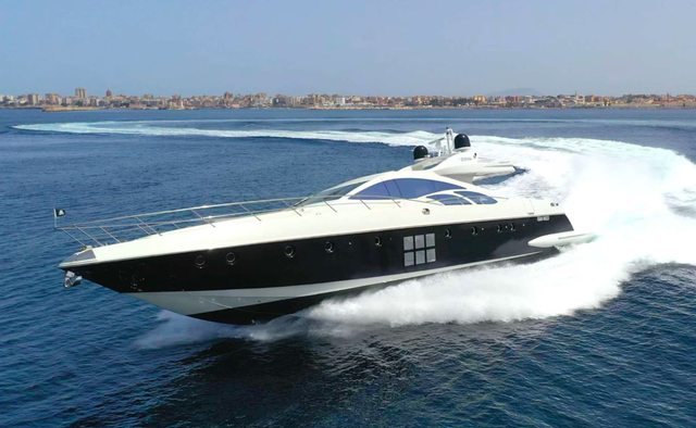 SQP Salvese Quien Pueda yacht charter Azimut Motor Yacht
                        